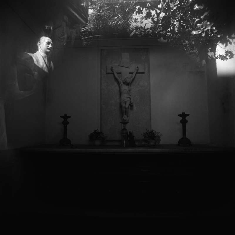 CCC200800606W021026_IMACON11DIVIDED_CLEAN_LR