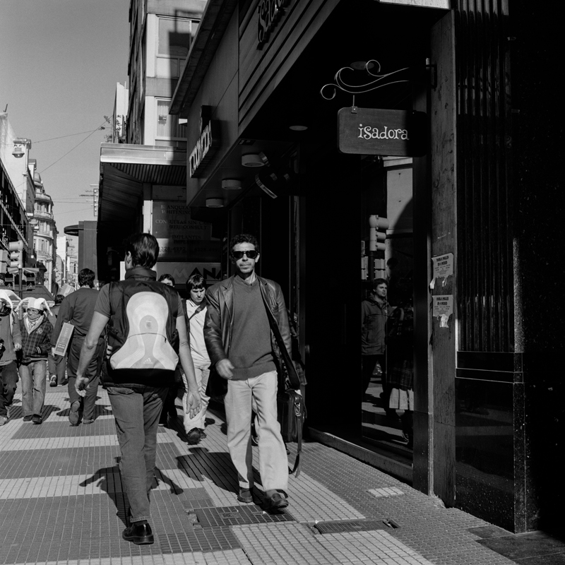 CCC201000606W235023_IMACON9DIVIDED_CLEAN_LR