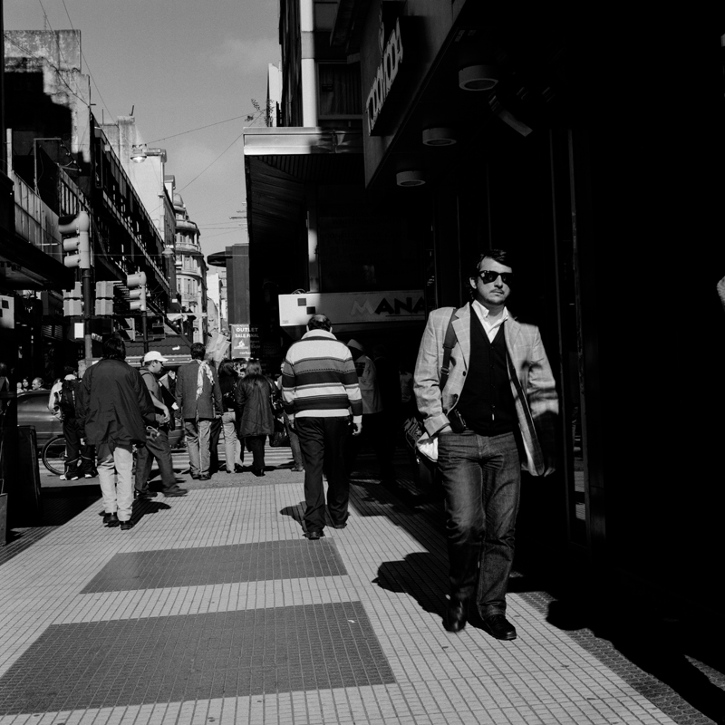 CCC201000606W235080_IMACON12DIVIDED_CLEAN_LR