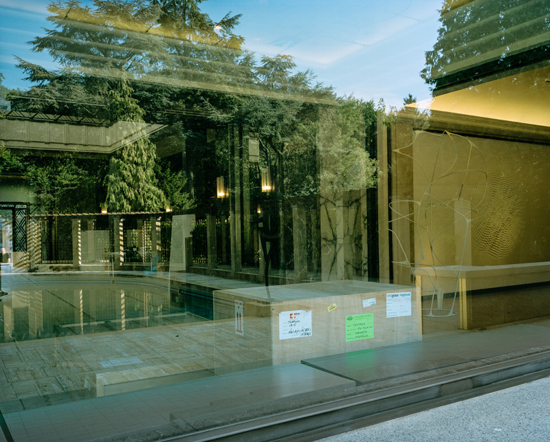 Labour Anonymous II: Vernissage [COLOR] [SQUARE] 18