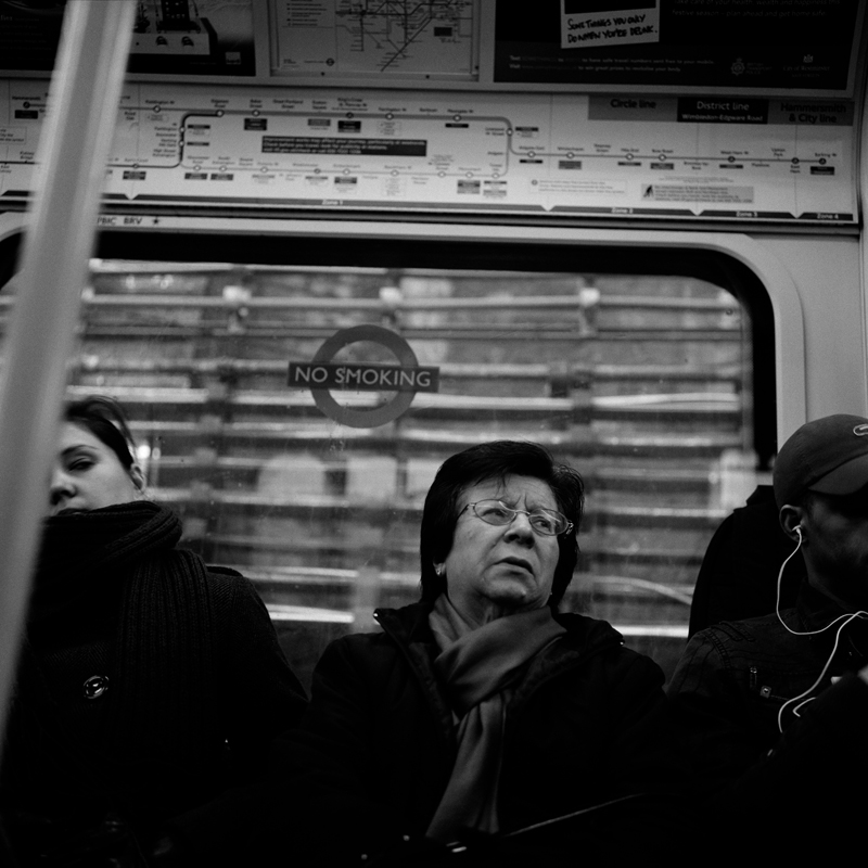 CCC200900606W037004_IMACON12DIVIDED_CLEAN_LR