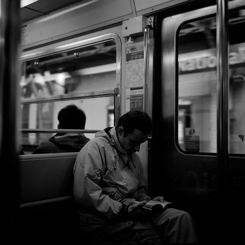 CCC200900606W037007_IMACON3DIVIDED_CLEAN_LR