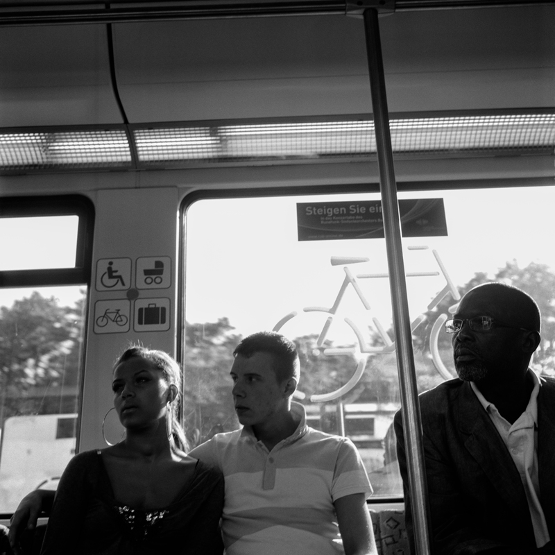 CCC200900606W196010_IMACON7DIVIDED_CLEAN_LR