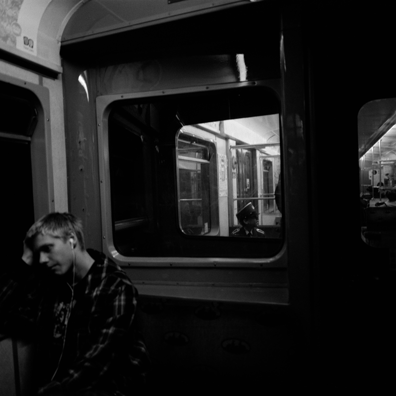 CCC200900606W195042_IMACON11DIVIDED_CLEAN_LR