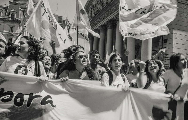 CCC201012135W043015_IMACON6EXTAB-D-LR